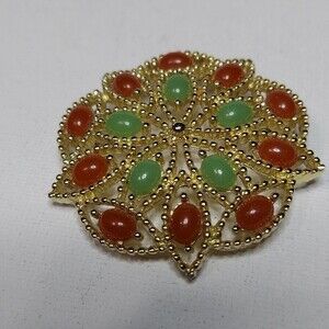 Sarah Coventry Acapulco Brooch Pin Green and Dark red on goldtone base